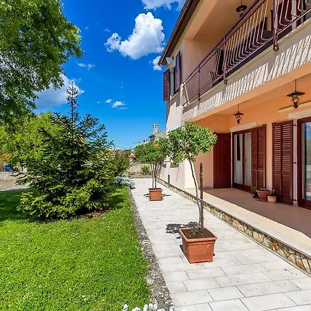 Stelia Apartmán *